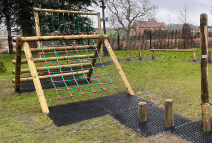 Scramble Net - Round Trim Trail Playground Equipment