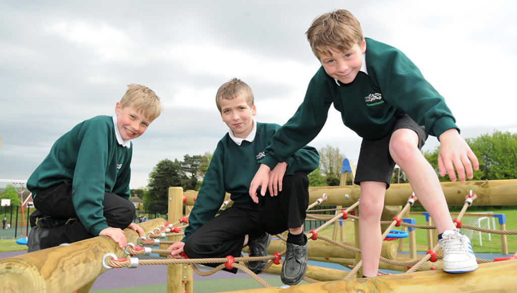 Backtoschool Homepage | Playground Inspiration And Information - October Brochure | Creative Play