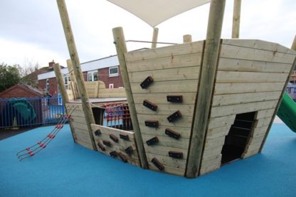 Voy118 4 | Pirate Ship Midi (Timber) | Creative Play