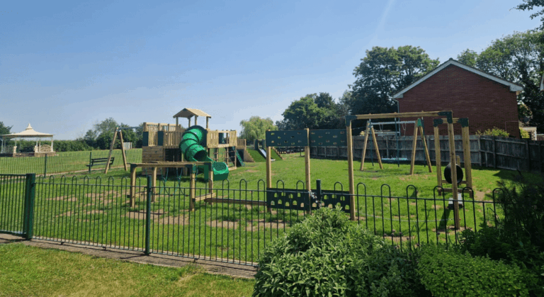 Heartwood And Adventure Trail 8 L-Shape Playground Equipment
