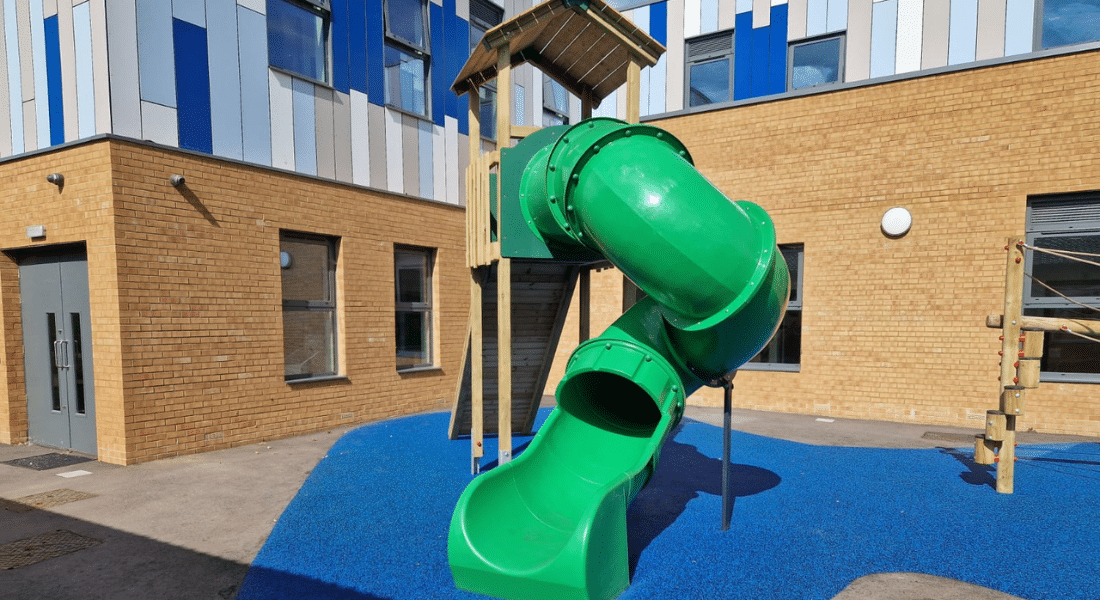 Bespoke Jigsaw Tower Equipment With Wetpour Safety Surfacing
