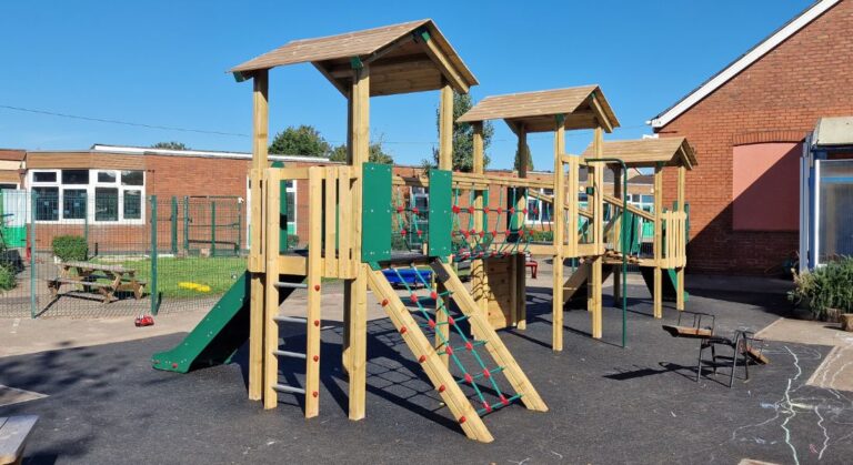 Lliswerry Primary School - Jigsaw Tower & Wetpour | Playground Equipment