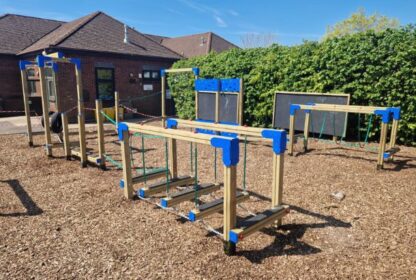 Adventure Trail 10 U-Shaped Trim Trail Playground Equipment