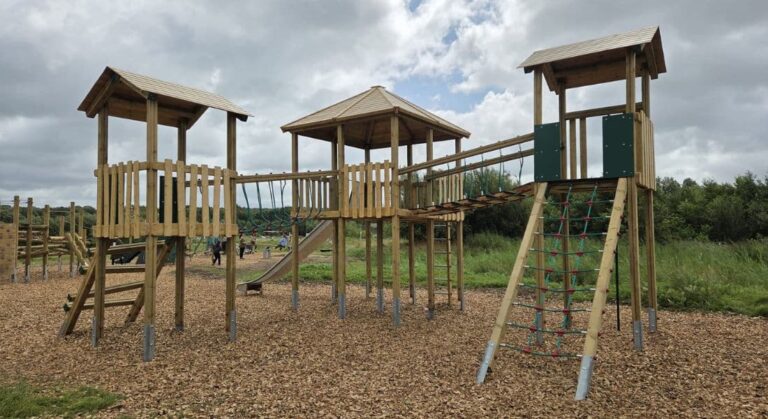 Jigsaw tower system playground equipment