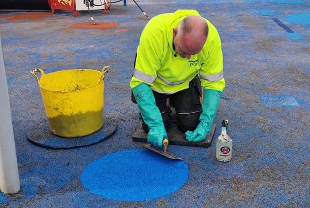 Wetpour Surfacing Repair Complete Kit – Green Wetpour Repair Kit - Playground Surfacing