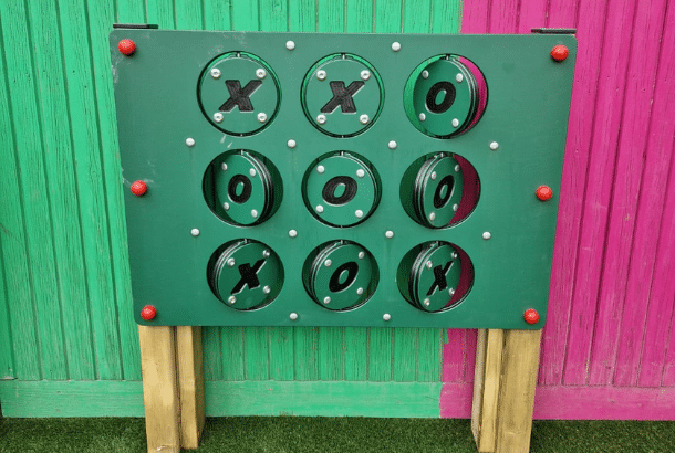 Noughts & Crosses - Image 3