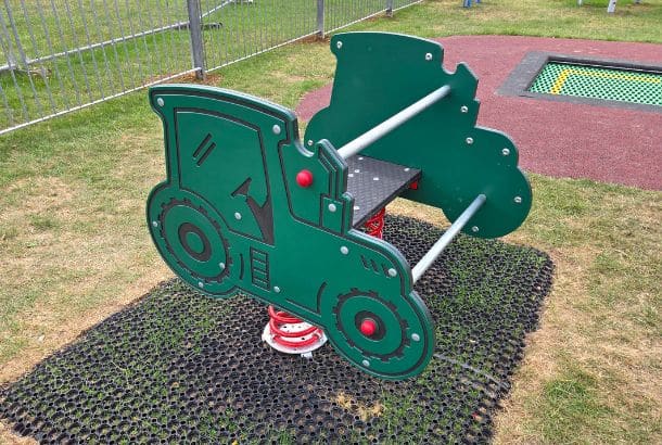 Tractor Spring Rider (Double) - Image 5