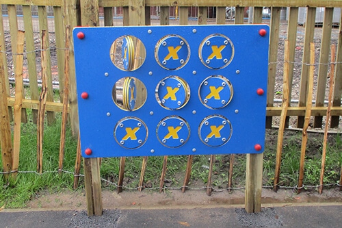 Noughts & Crosses - Image 7