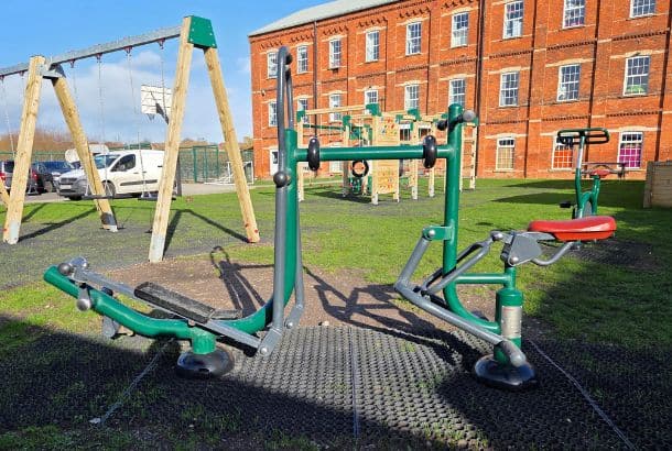 Children's Combi Sky Stepper & Horse Rider - Image 3