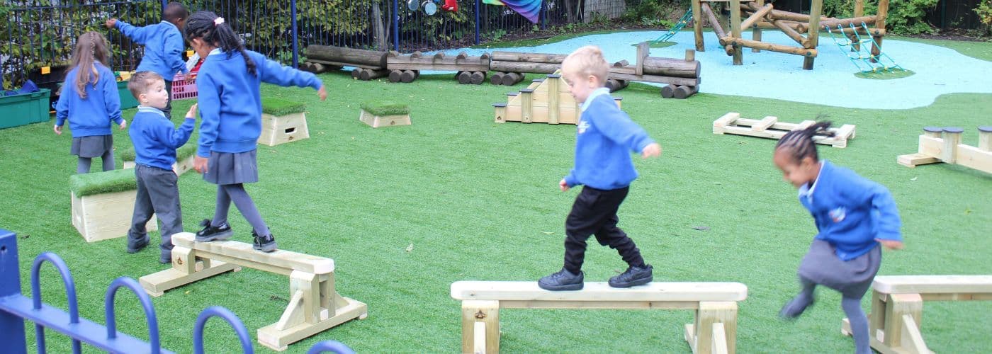 Freestanding Trim Trail Playground Equipment