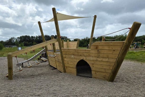 Pirate Ship Midi (Timber) - Image 12