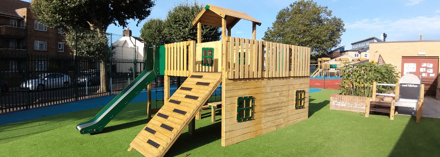 Woodlander Play Tower