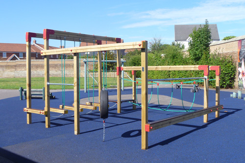 Derwent Climbing Frame - Image 7
