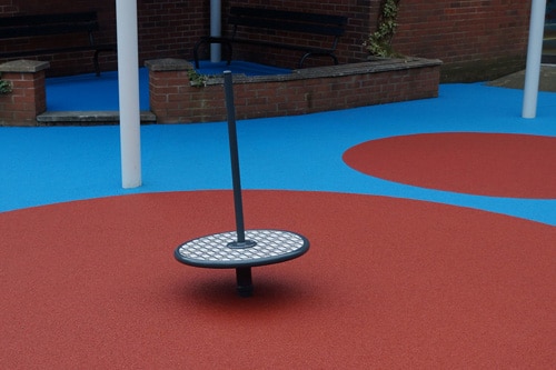 Spinner with Pole - Image 3