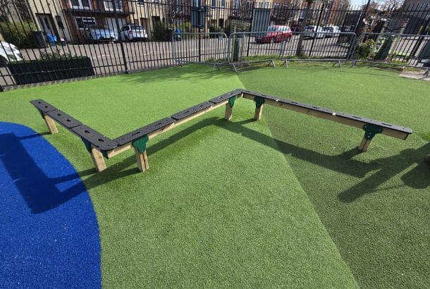 Zigzag Beam Zigzag Beam - Trim Trail Playground Equipment