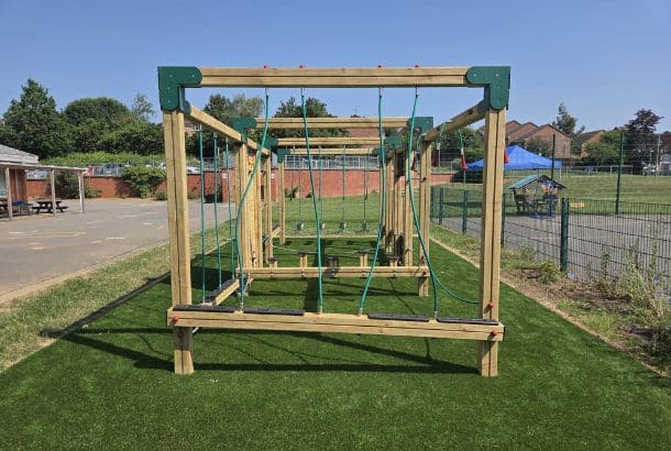 Spey Climbing Frame - Image 6
